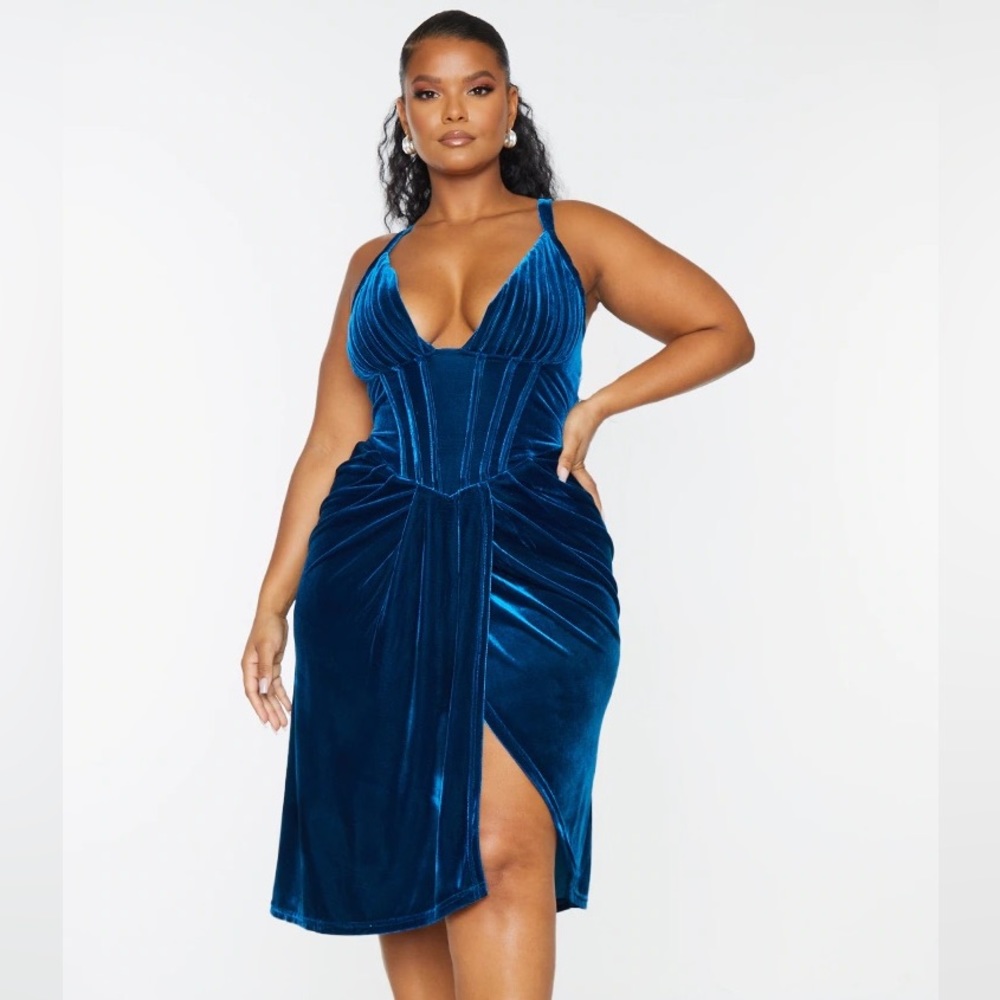 Pretty Little Thing Velvet Dress
